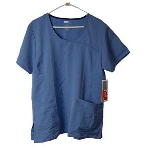 Crest Scrubs top